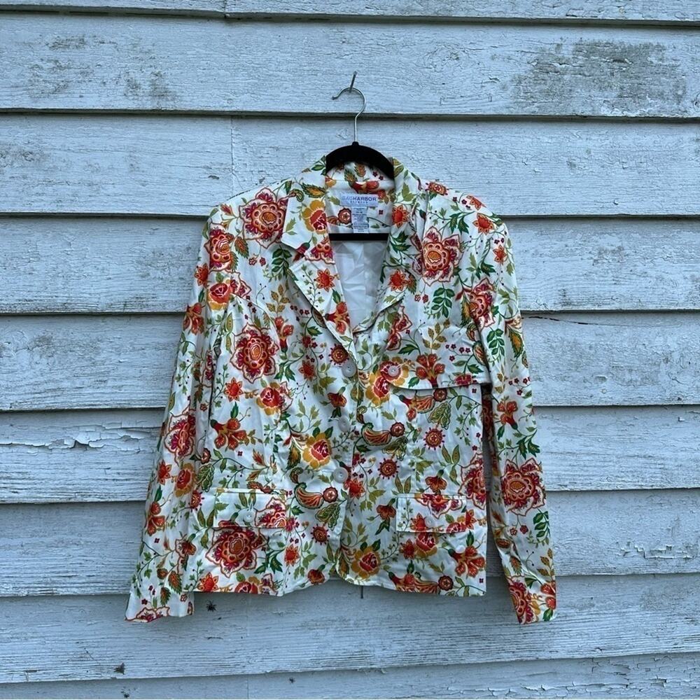 Sag Harbor floral‎ blazer very good condition Size16